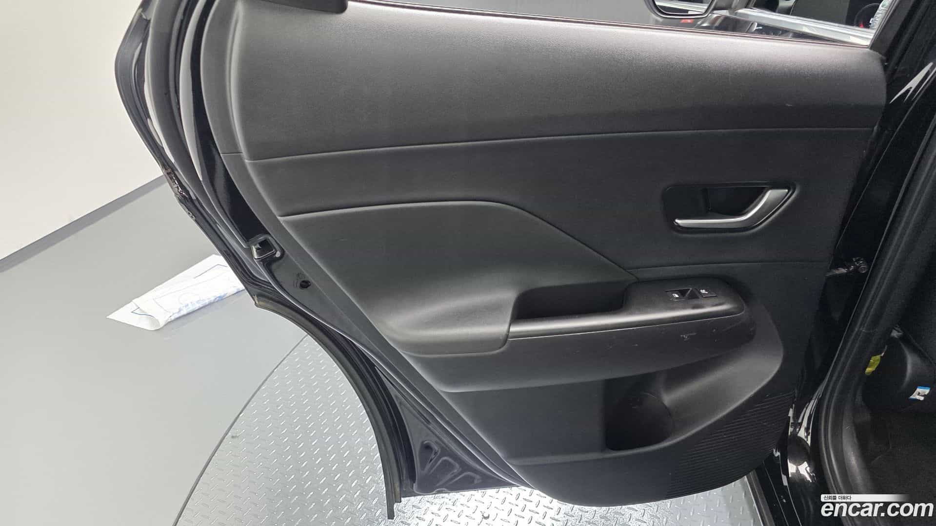 Kona Hyundai 2023.5-INNER-035