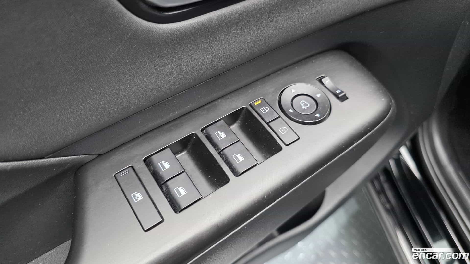 Kona Hyundai 2023.5-OPTION-040