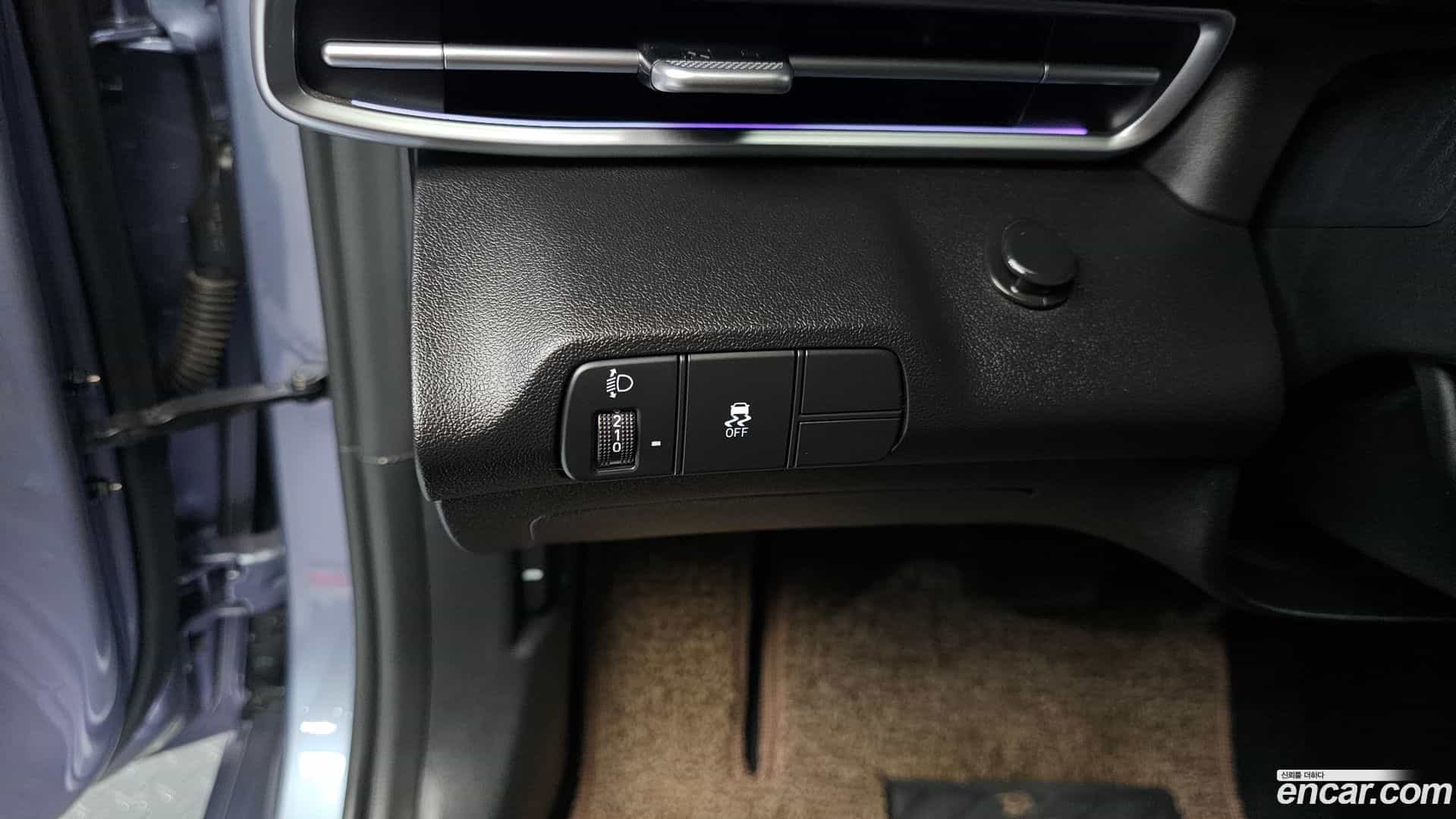 AVANTE Hyundai 2023.5-OPTION-040