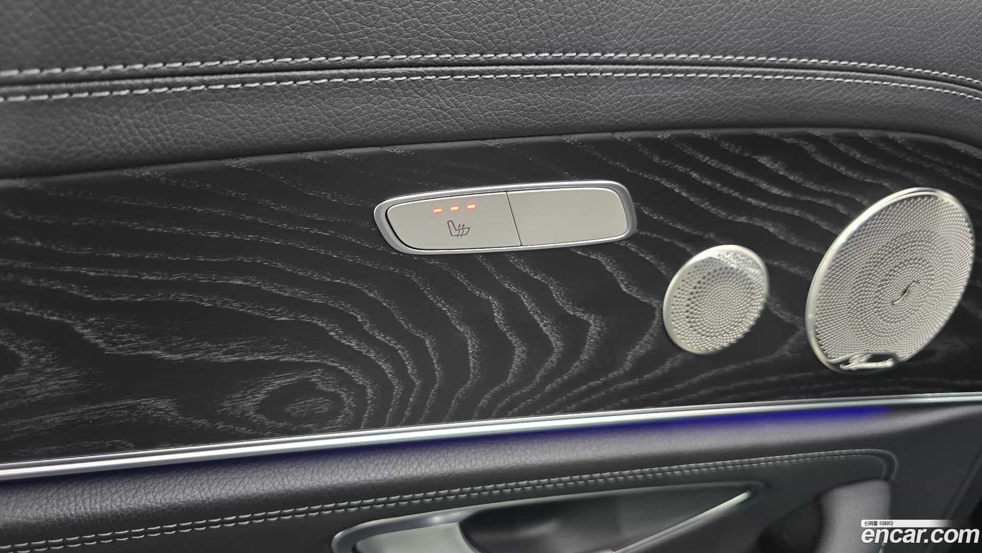 E-Class Mercedes-Benz 2023.8-OPTION-042