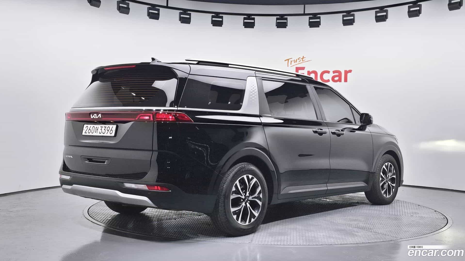 Canival Kia 2022.2-OUTER-002
