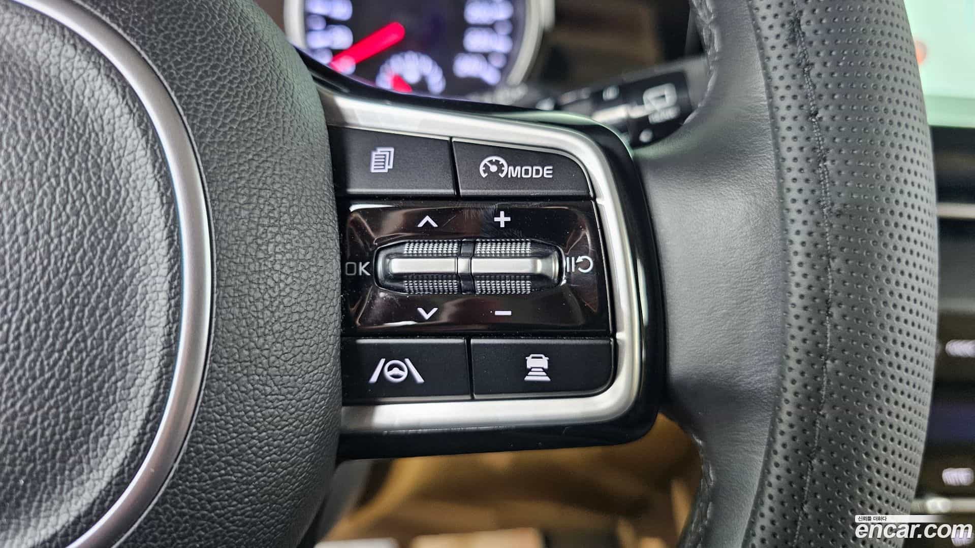 Canival Kia 2022.2-OPTION-021