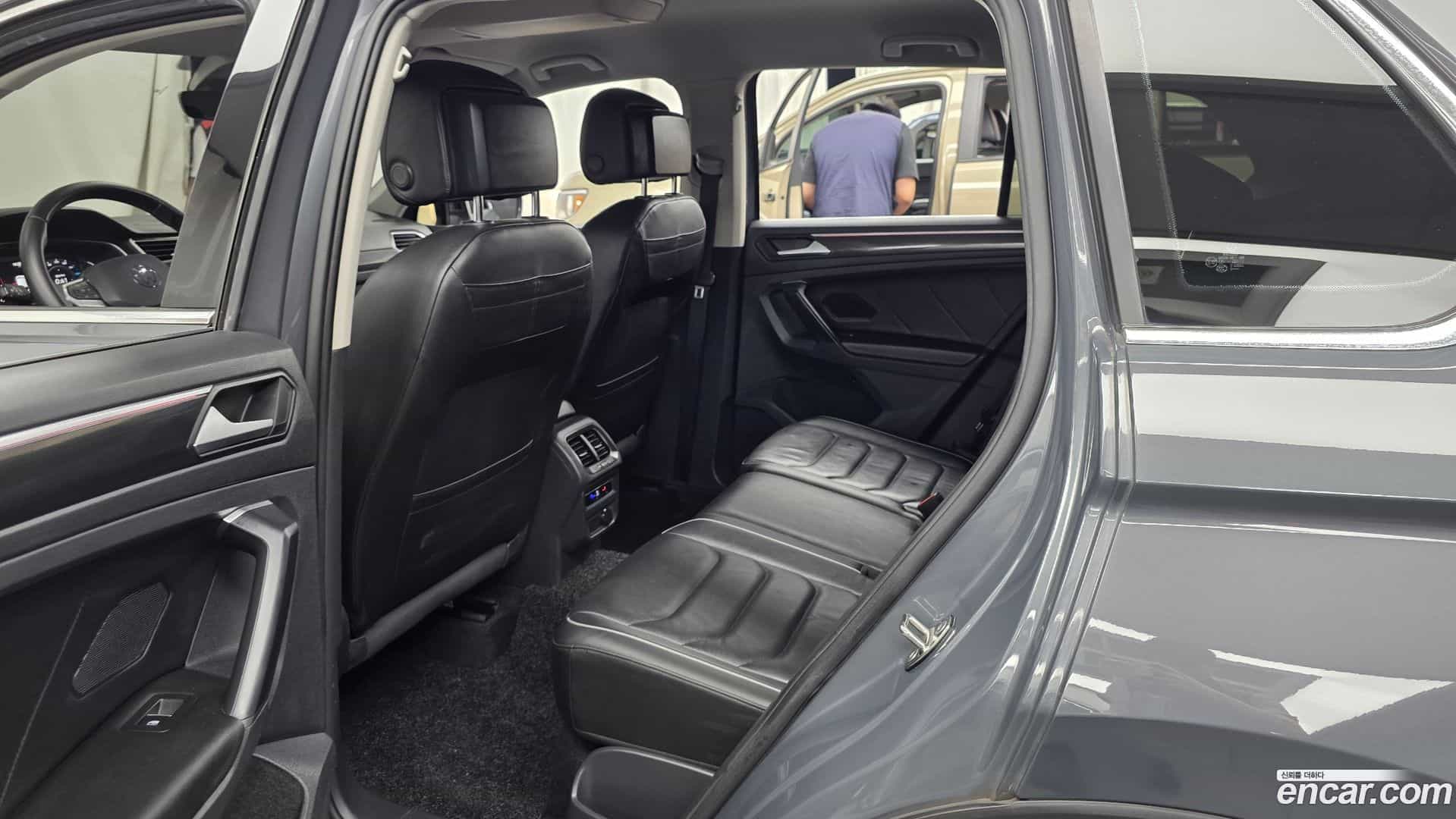 Tiguan Volkswagen 2022.7-INNER-009