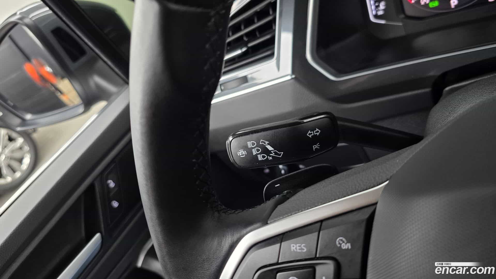 Tiguan Volkswagen 2022.7-OPTION-023