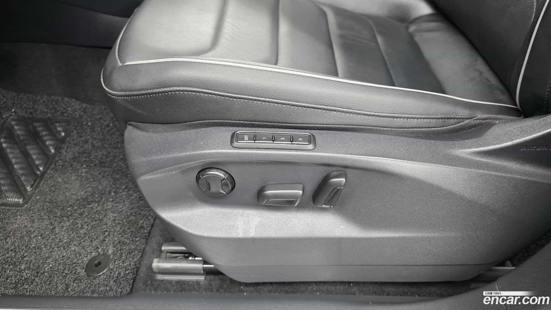 Tiguan Volkswagen 2022.7-OPTION-043