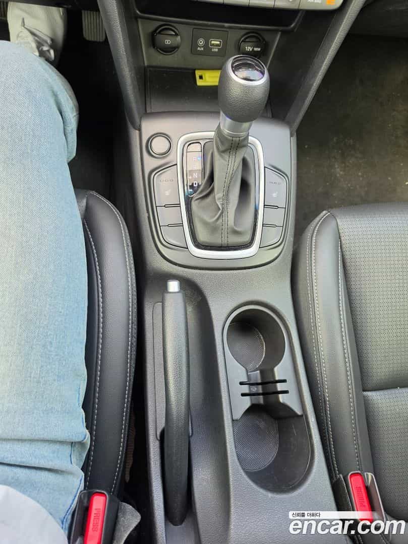 Kona Hyundai 2019.7-OPTION-020