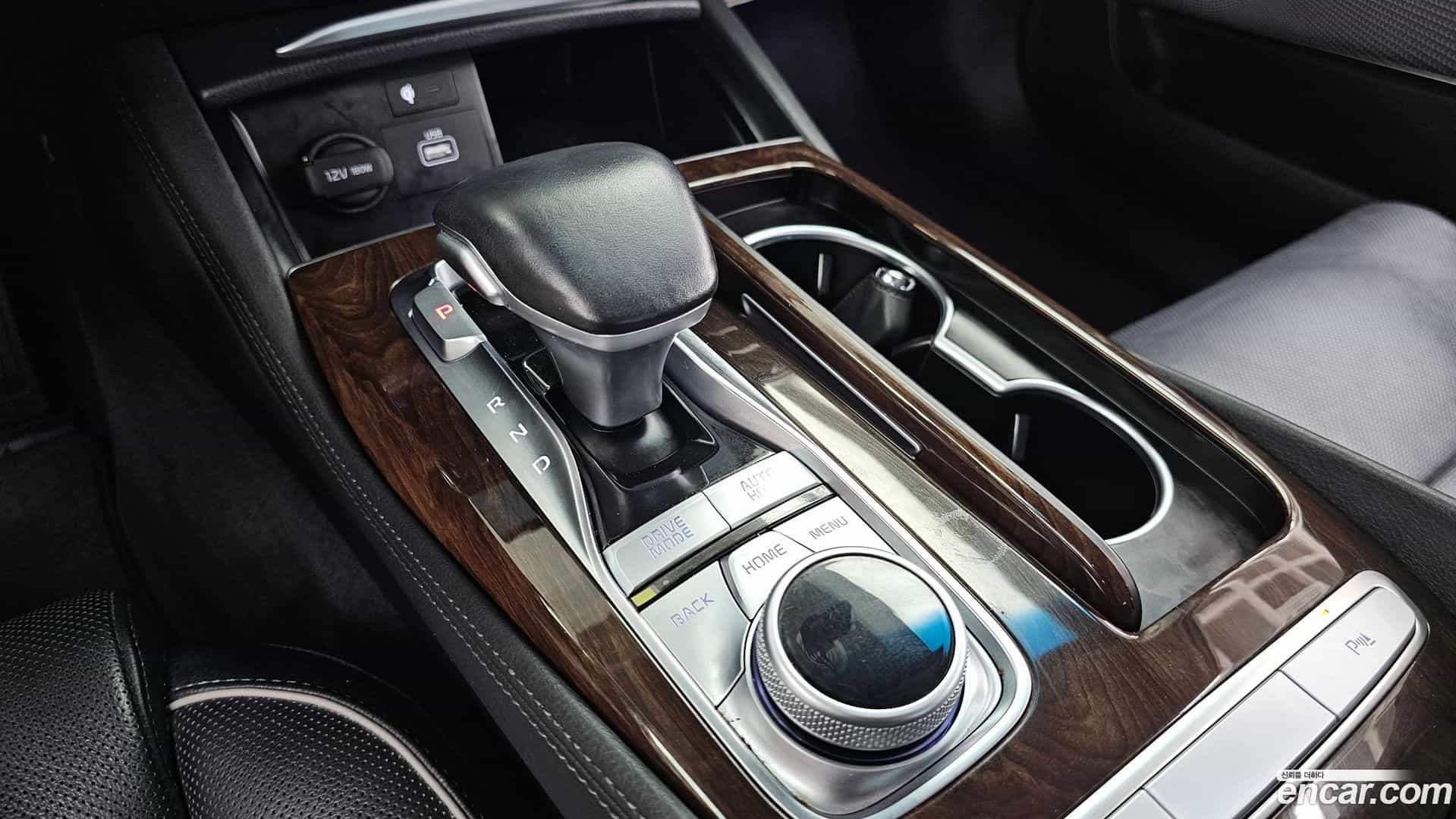 K9 Kia 2021.0-INNER-009