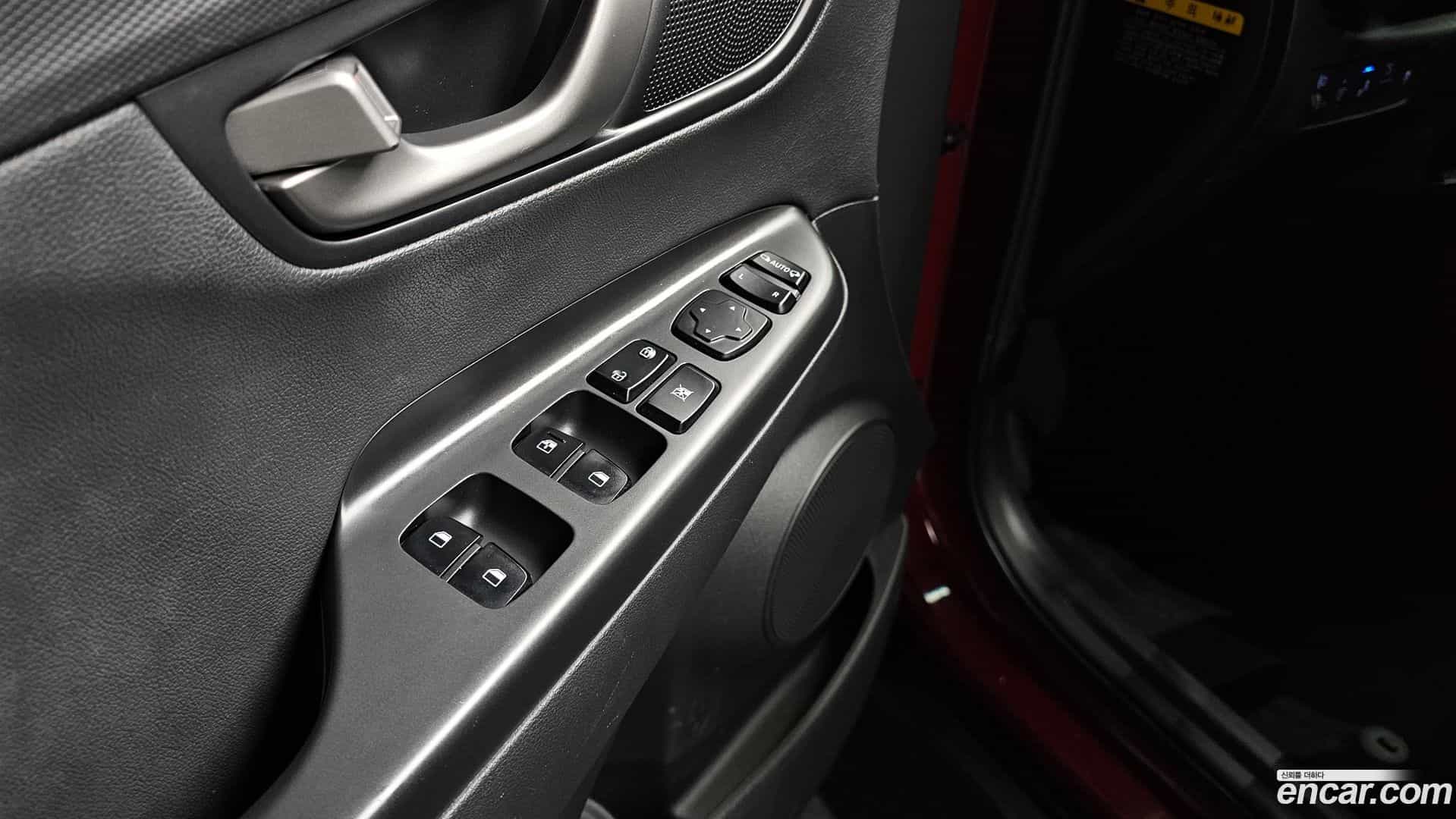 Kona Hyundai 2018.11-OPTION-041