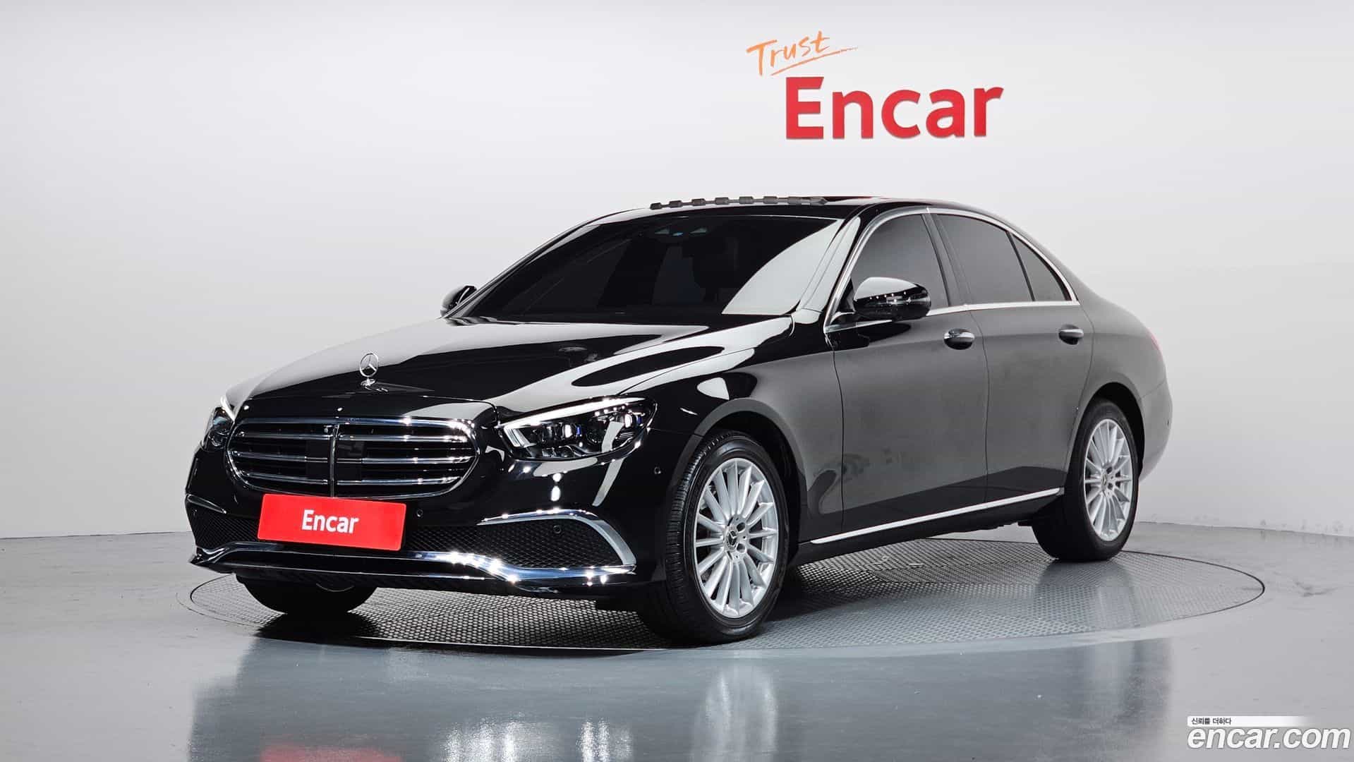 E-Class Mercedes-Benz 2022.4-OUTER-001
