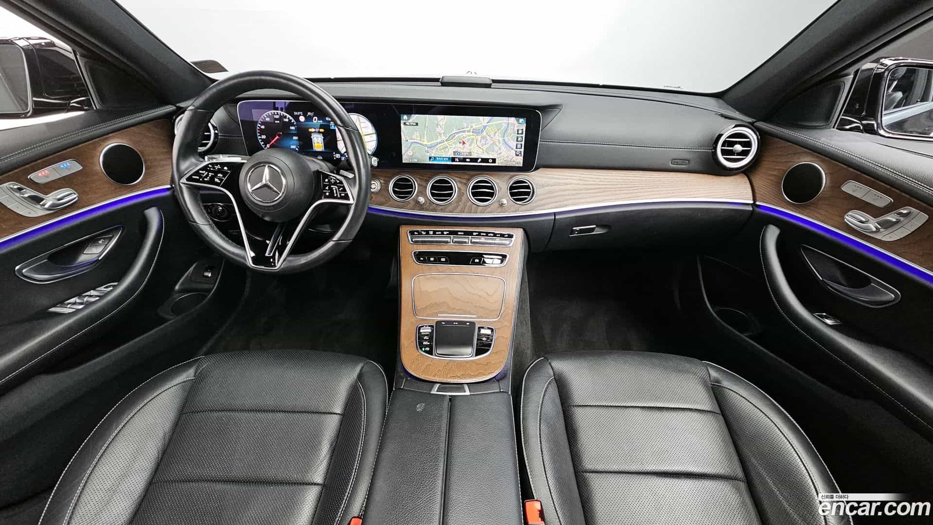 E-Class Mercedes-Benz 2022.4-INNER-007