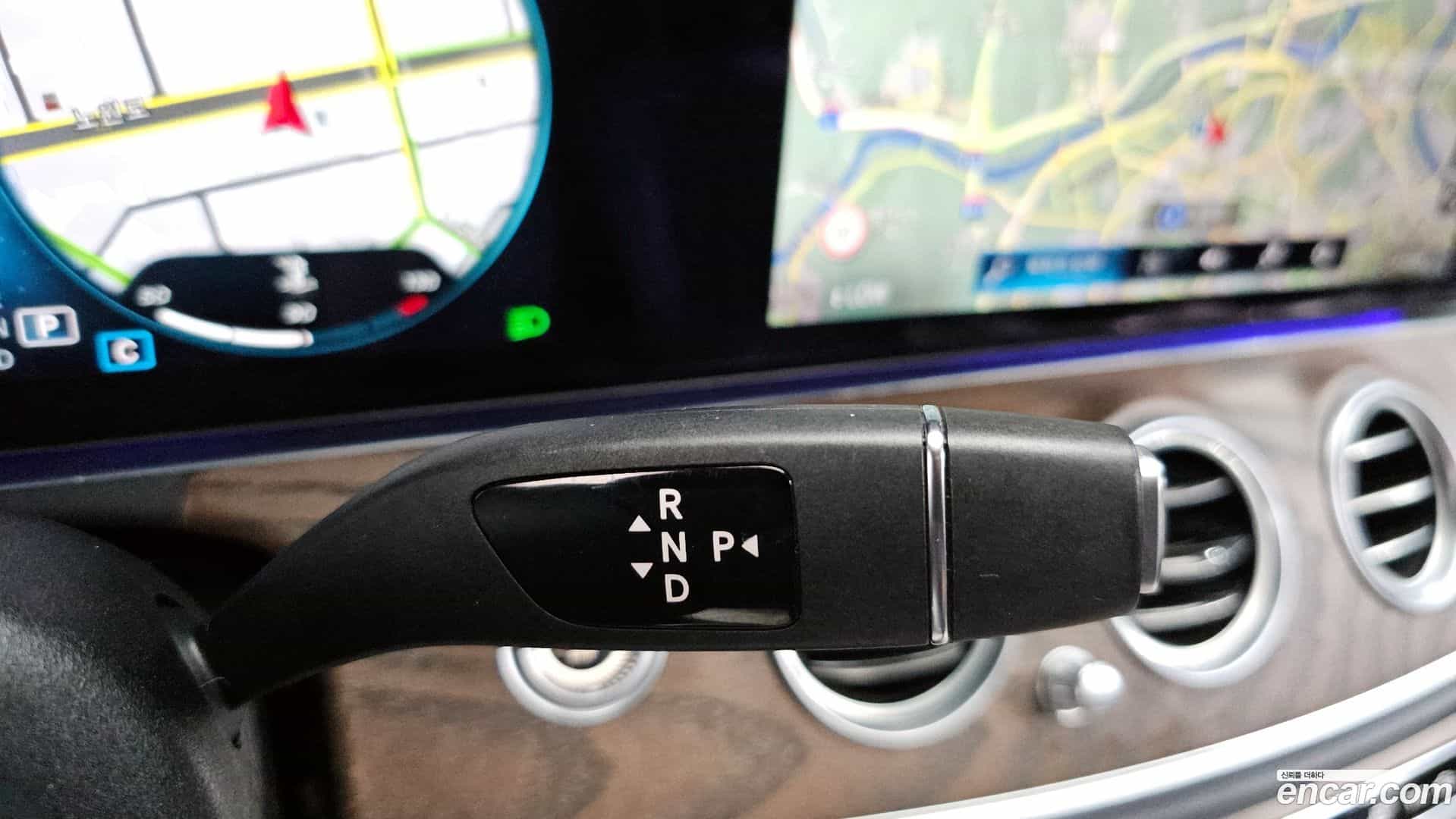 E-Class Mercedes-Benz 2022.4-INNER-009