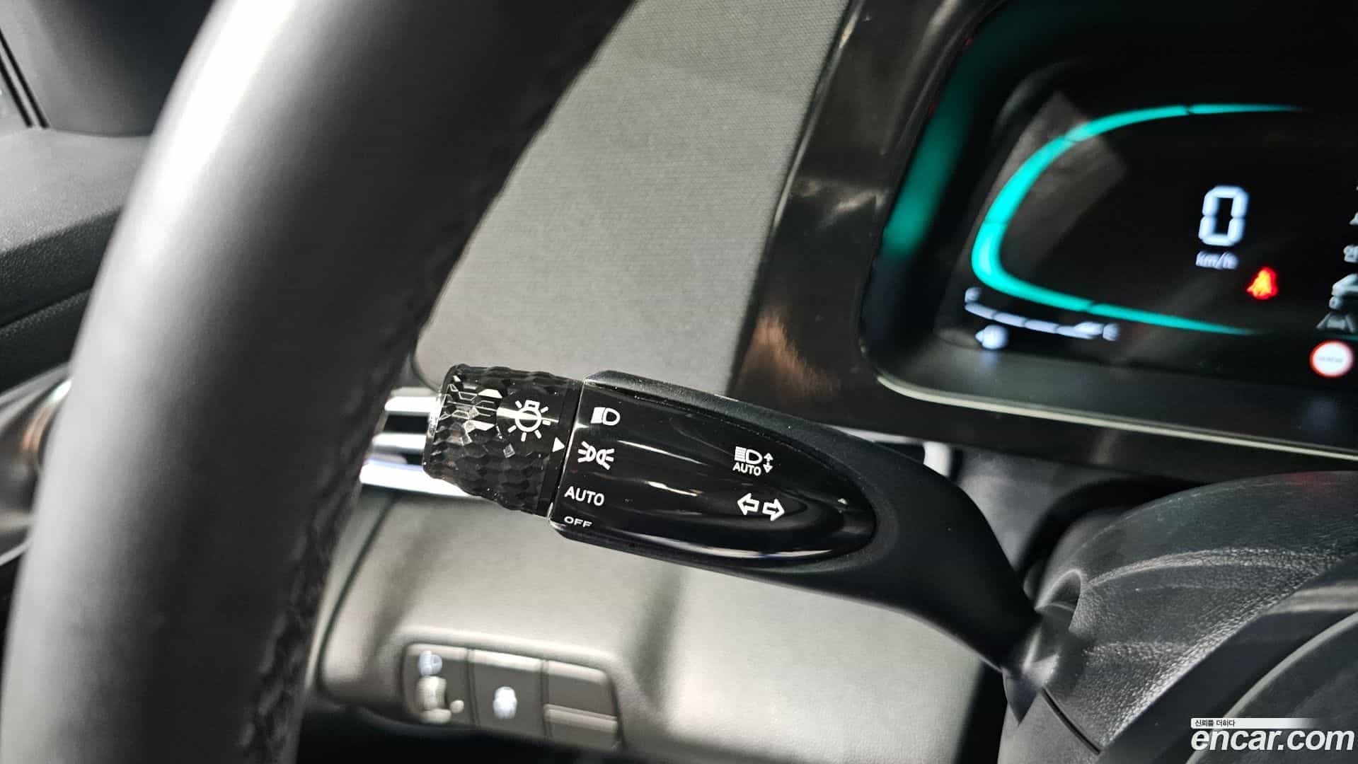 AVANTE Hyundai 2024.11-OPTION-040
