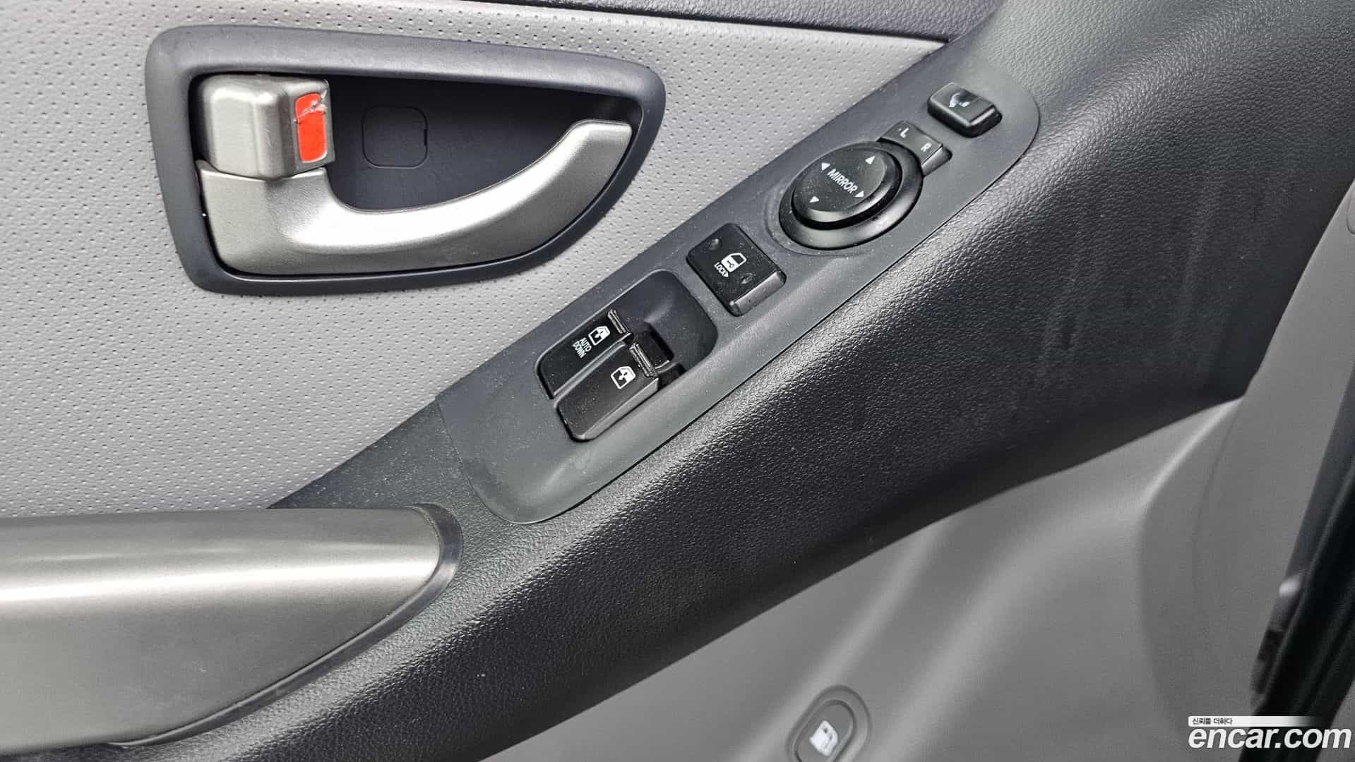 Starex Hyundai 2014.6-OPTION-019