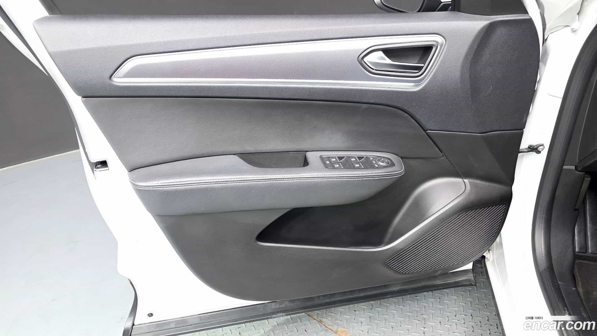 XM3 Renault Korea 2021.8-INNER-034