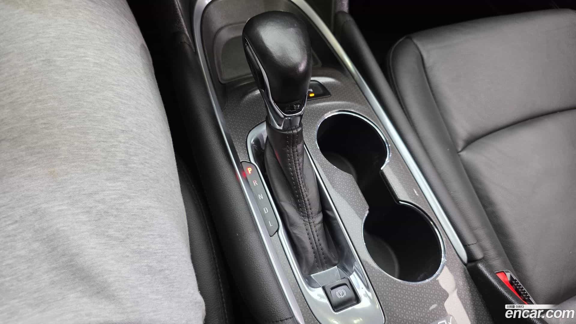 Malibu Chevrolet 2021.5-INNER-009