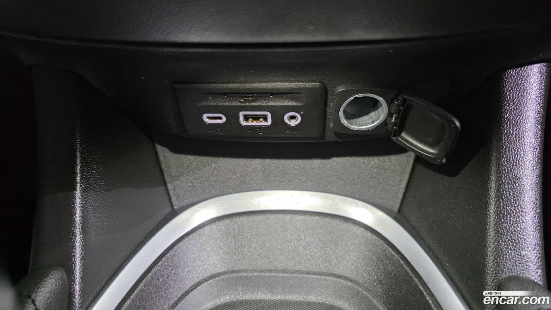 Malibu Chevrolet 2021.5-OPTION-042