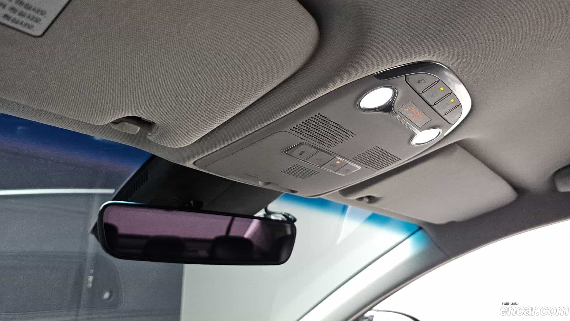 Grandeur Hyundai 2020.0-OPTION-043