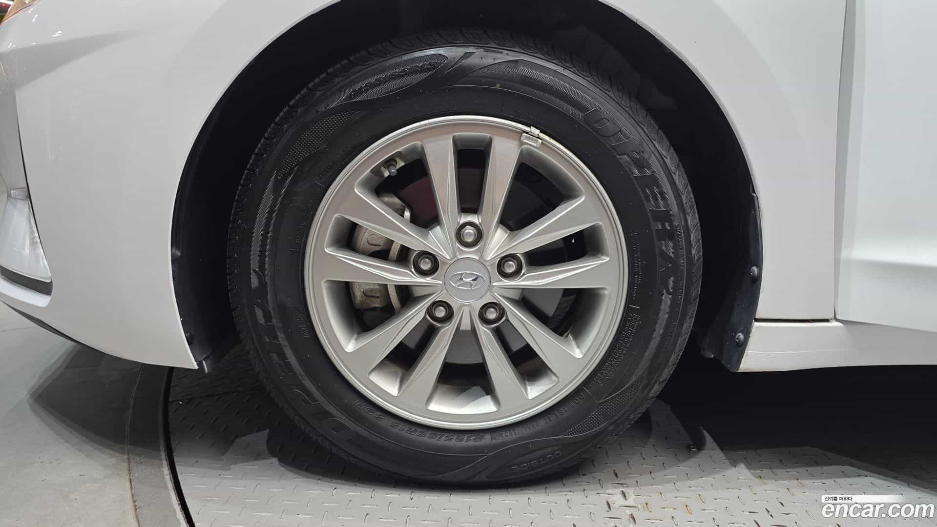 AVANTE Hyundai 2019.9-OUTER-005