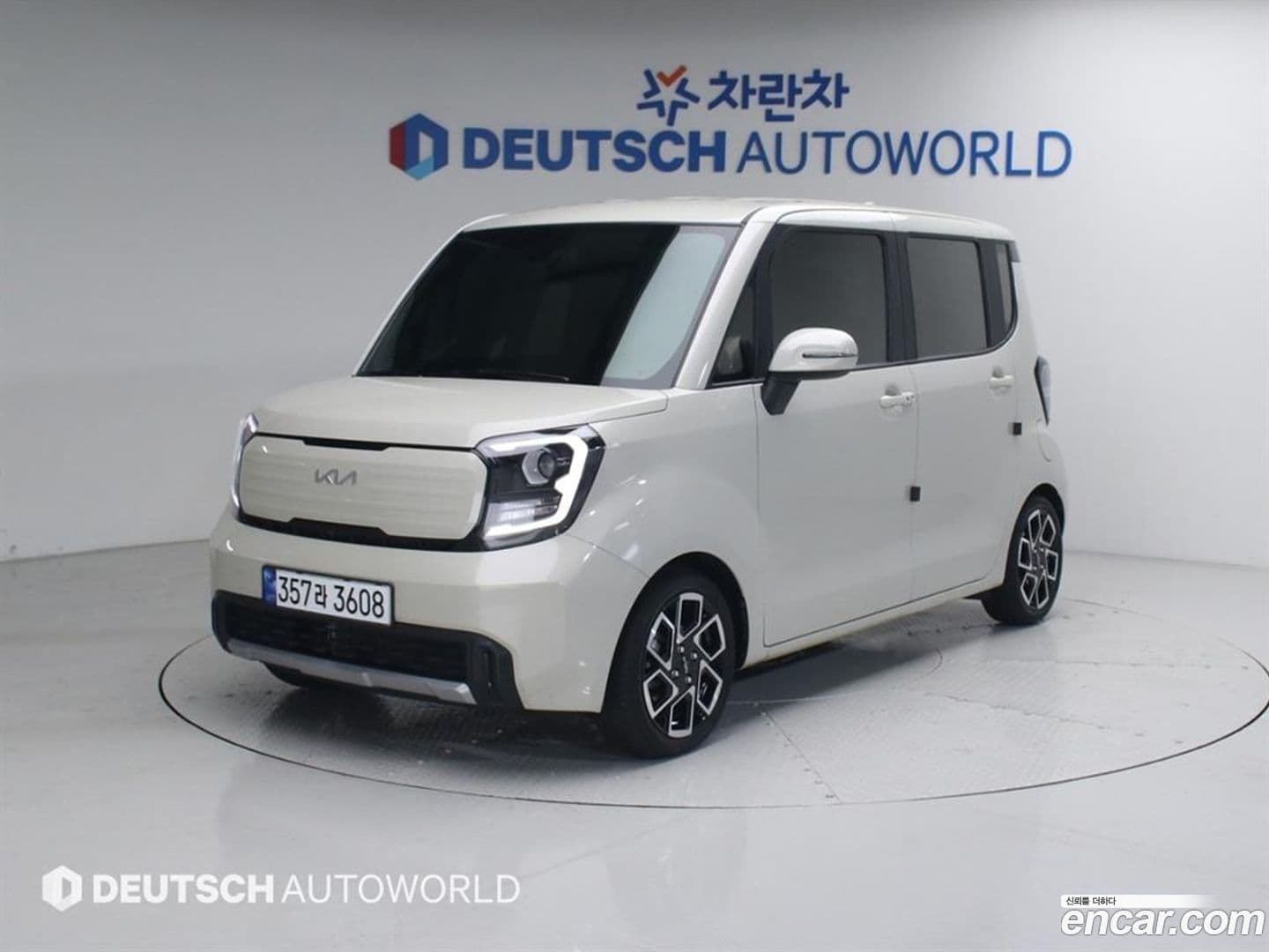 Main__Slider__Photo:RAY Kia 2023.5-0
