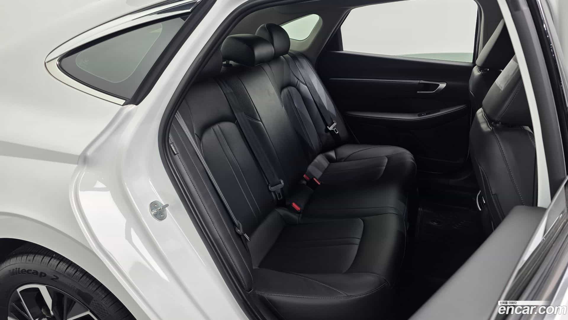 Sonata Hyundai 2025.4-OPTION-015