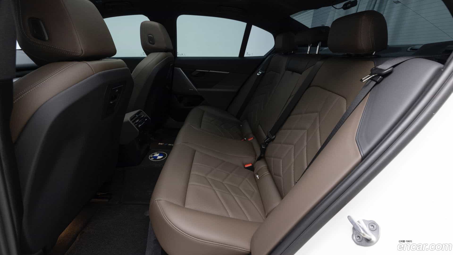 5-Series BMW 2024.3-INNER-010