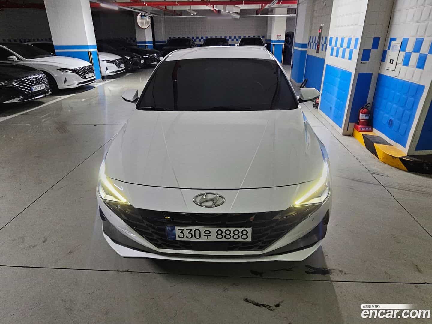 AVANTE Hyundai 2022.3-OUTER-002