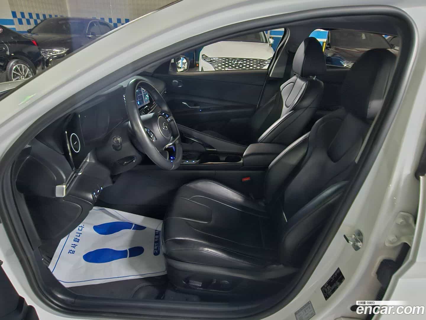 AVANTE Hyundai 2022.3-OPTION-022
