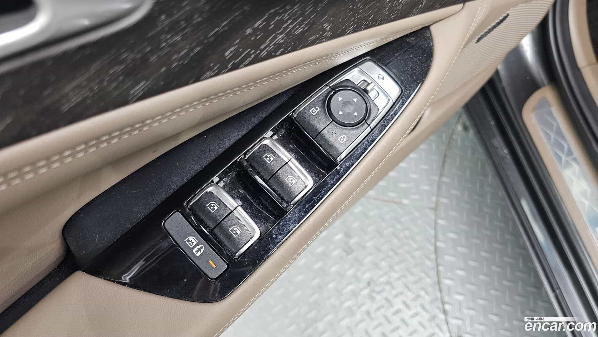 K8 Kia 2023.3-OPTION-041