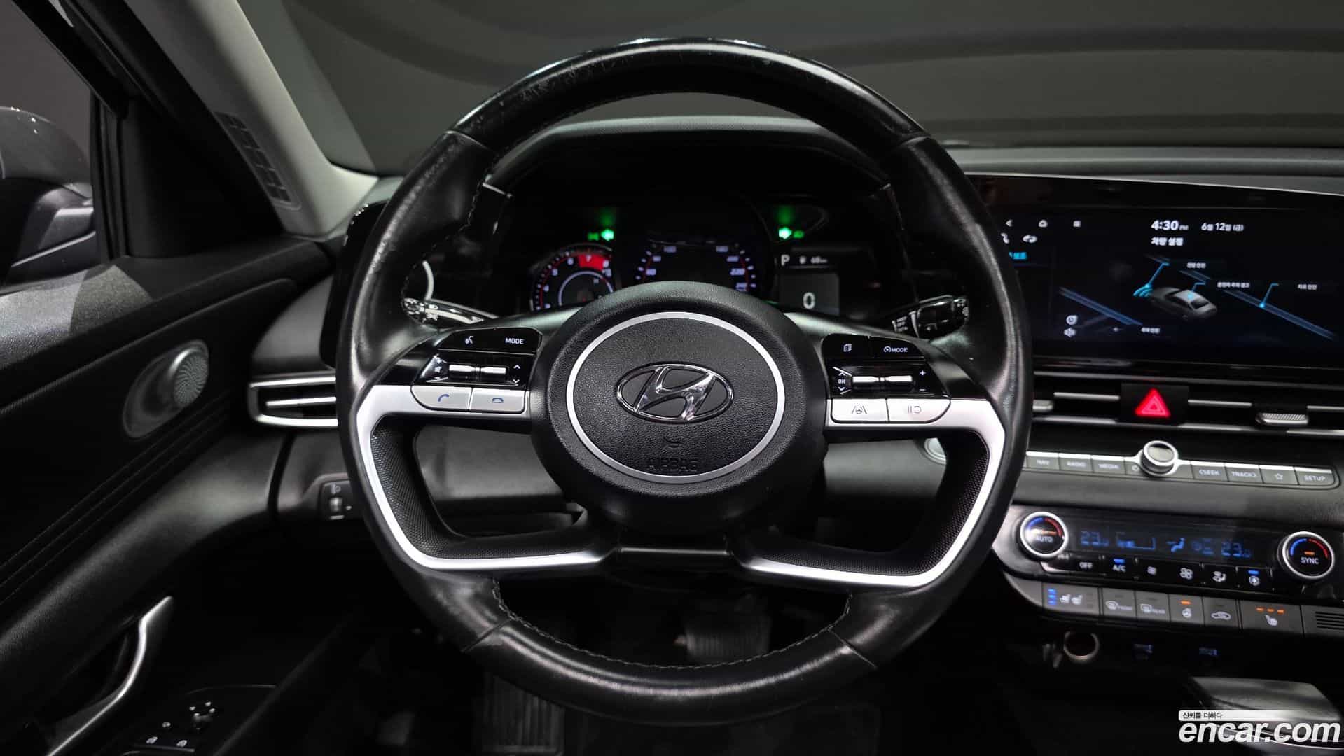 AVANTE Hyundai 2021.3-OPTION-017