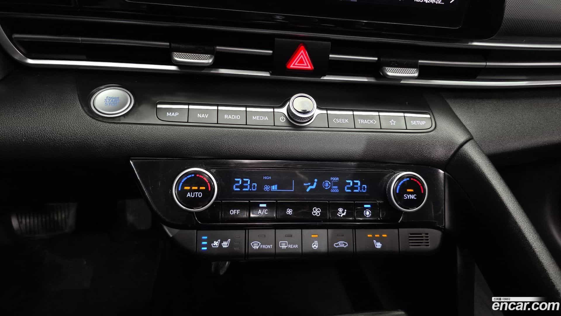 AVANTE Hyundai 2021.3-OPTION-020