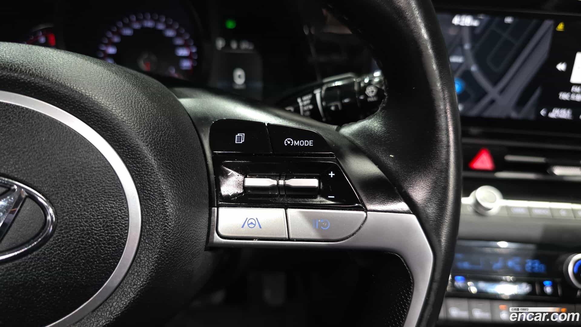 AVANTE Hyundai 2021.3-OPTION-022