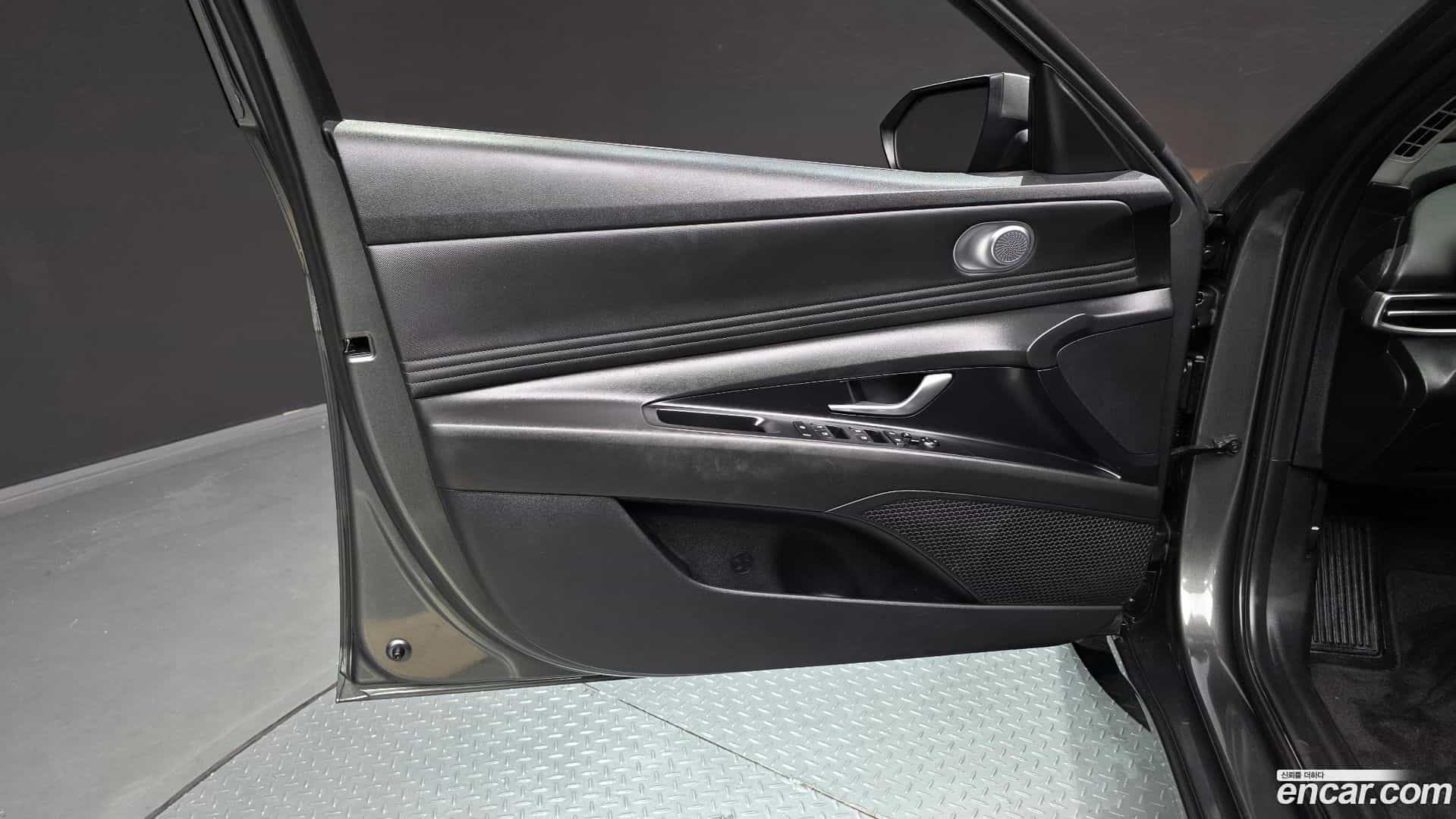 AVANTE Hyundai 2021.3-INNER-034