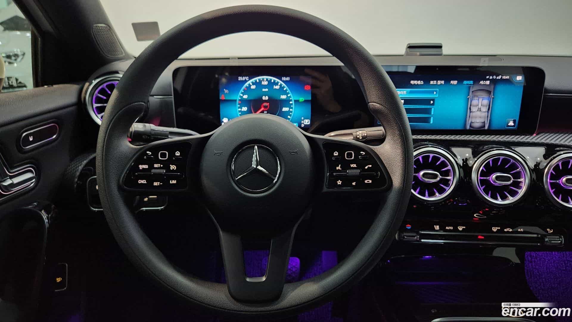 A-Class Mercedes-Benz 2020.7-OPTION-019