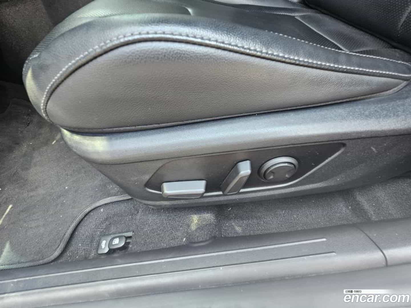 AVANTE Hyundai 2022.4-OPTION-019