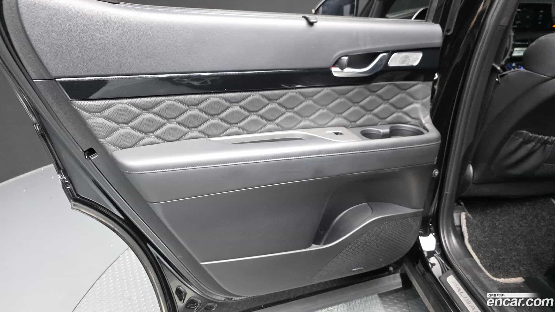 Palisade Hyundai 2022.2-INNER-035