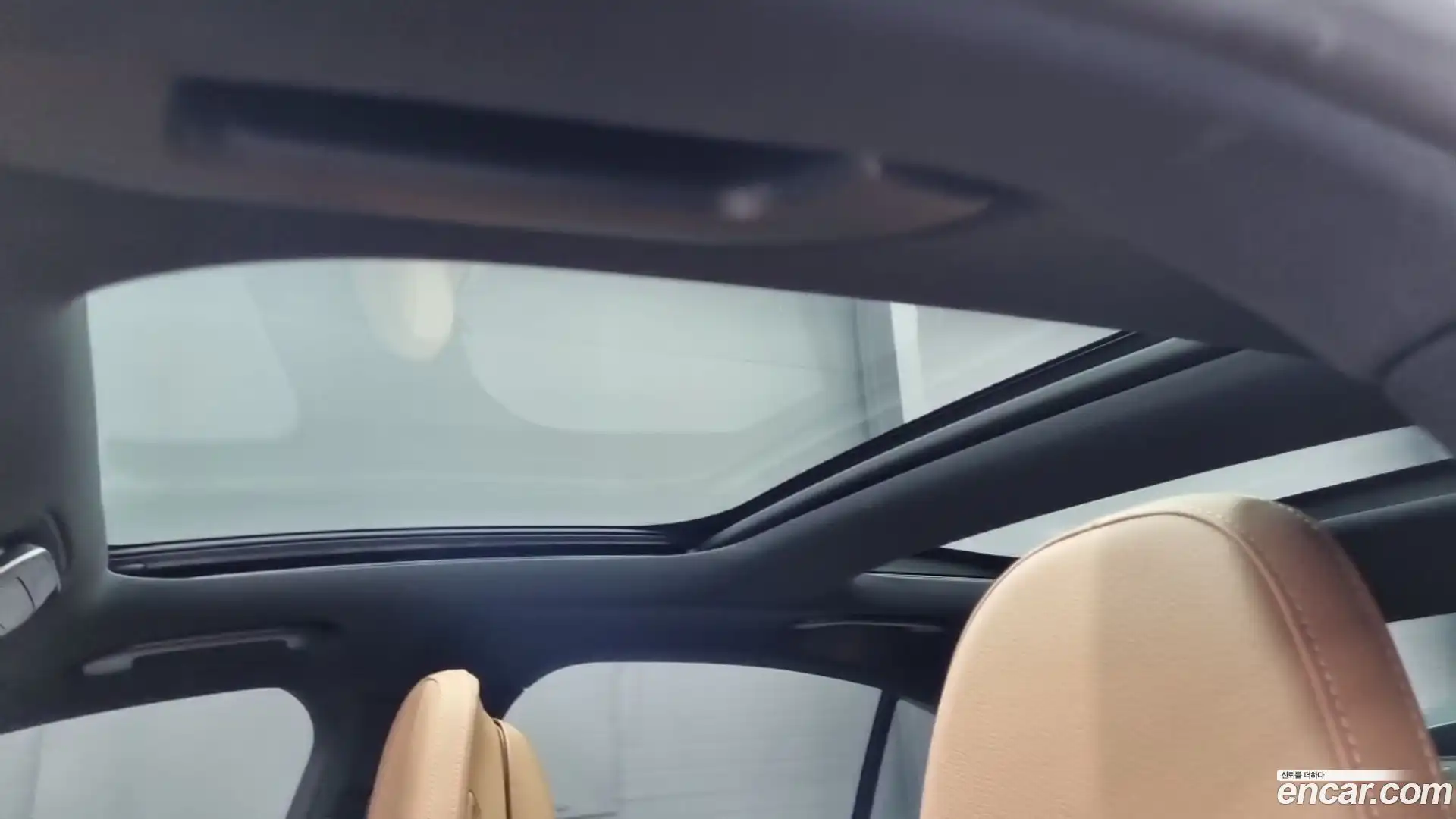 E-Class Mercedes-Benz 2024.8-OPTION-019