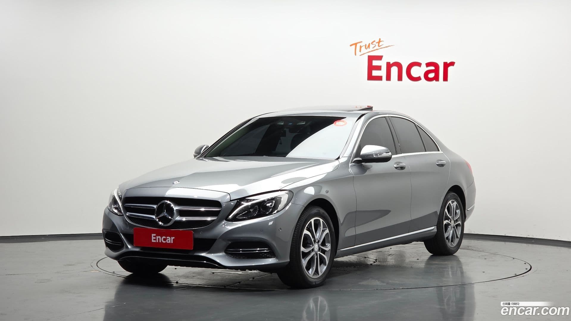 Main__Slider__Photo:C-Class Mercedes-Benz 2014.10-0