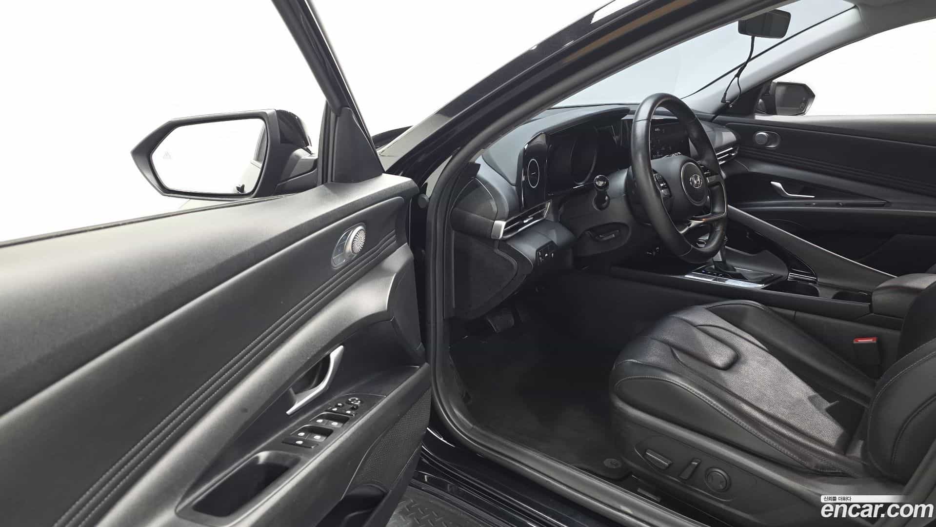 AVANTE Hyundai 2022.5-INNER-010