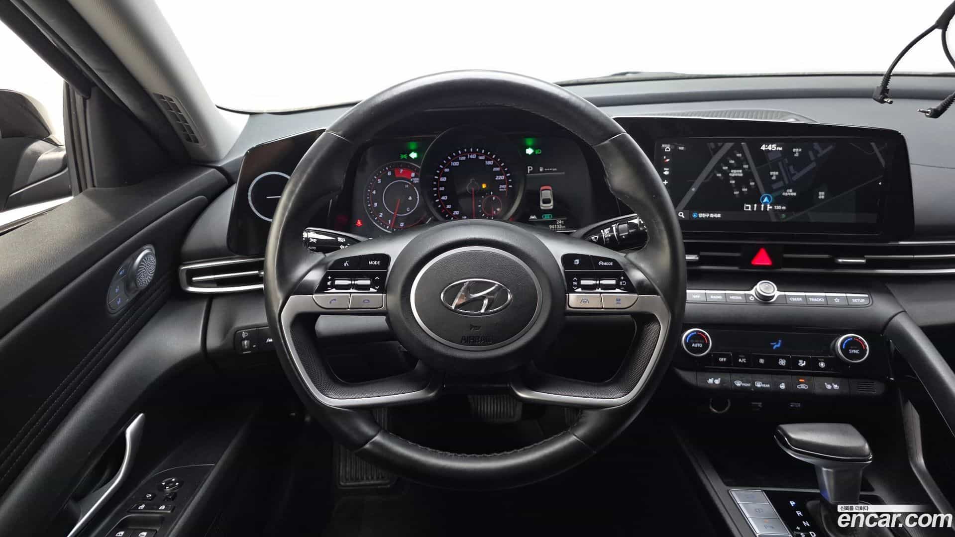 AVANTE Hyundai 2022.5-OPTION-017