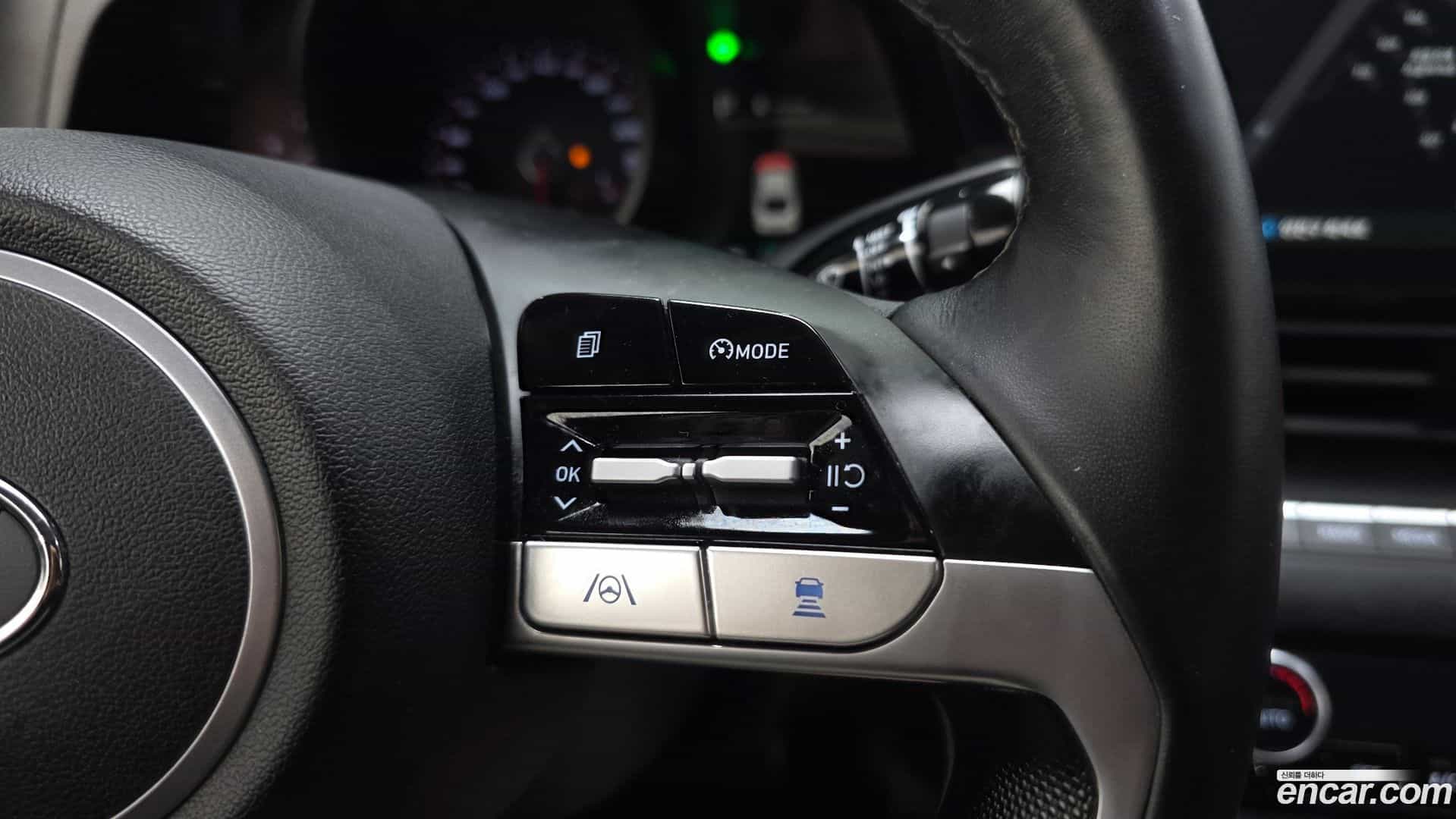 AVANTE Hyundai 2022.5-OPTION-018