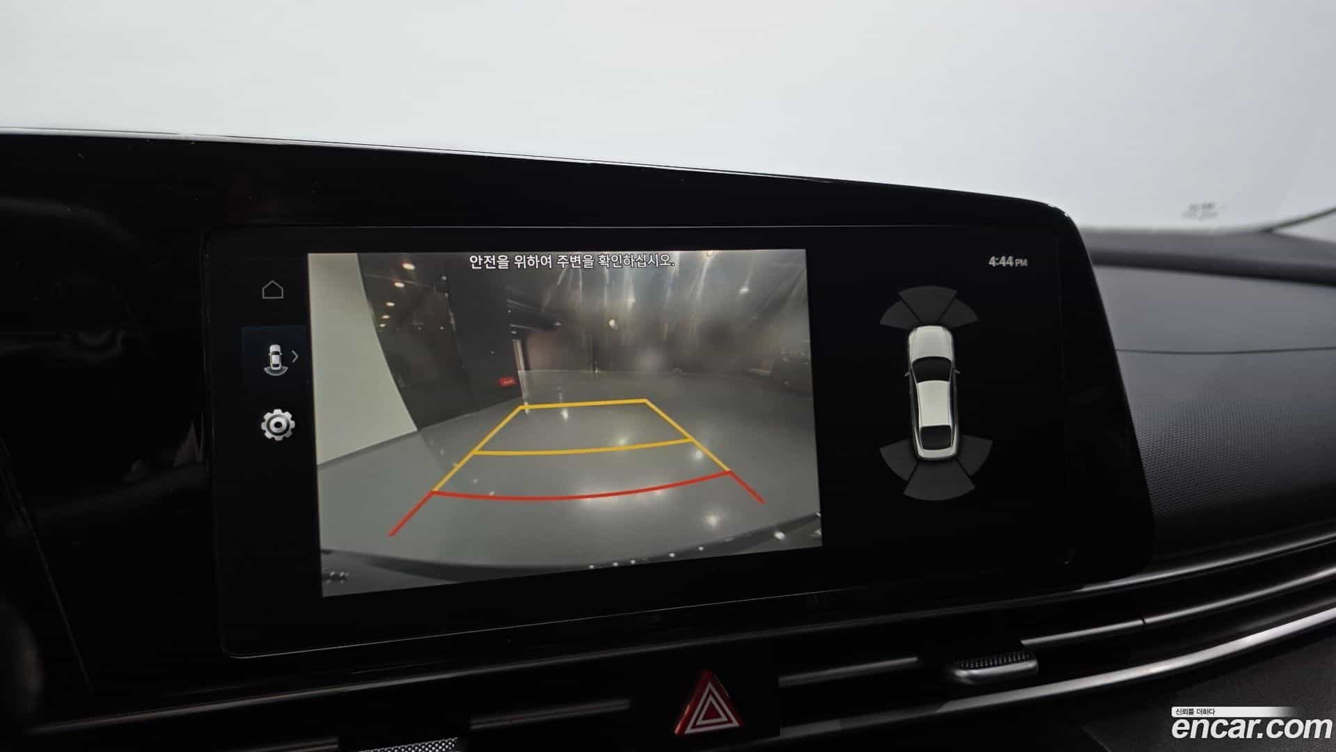 AVANTE Hyundai 2022.5-OPTION-020