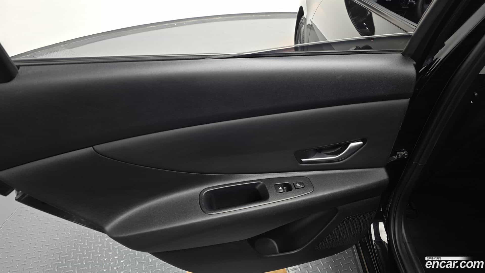 AVANTE Hyundai 2022.5-INNER-036