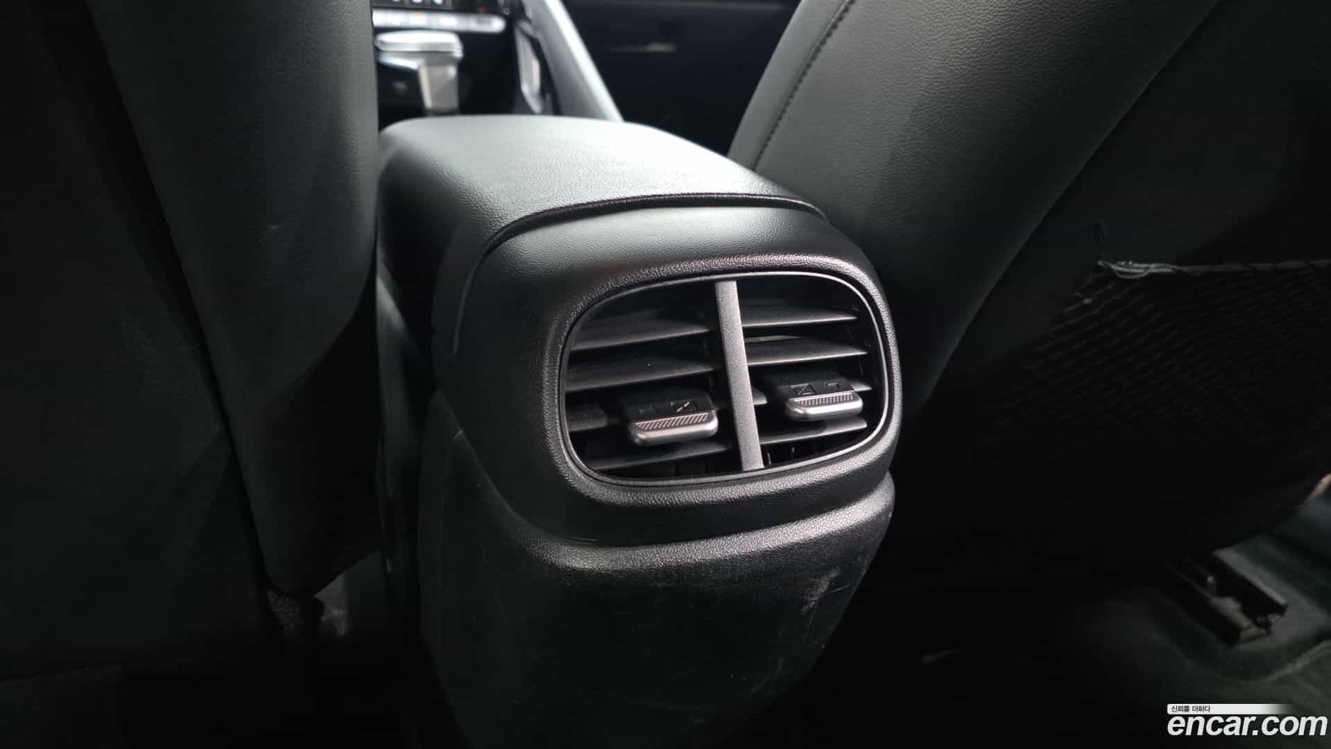 AVANTE Hyundai 2022.5-OPTION-042