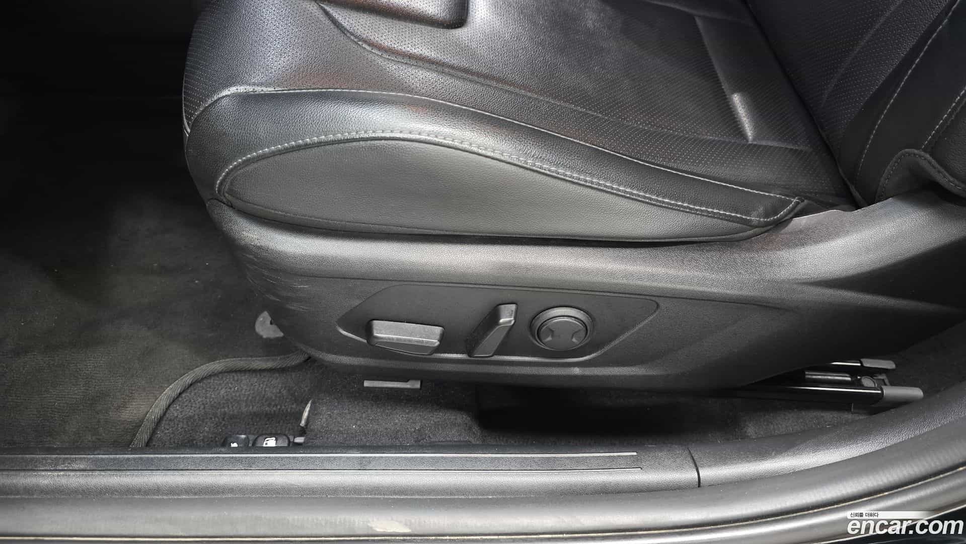 AVANTE Hyundai 2022.5-OPTION-043
