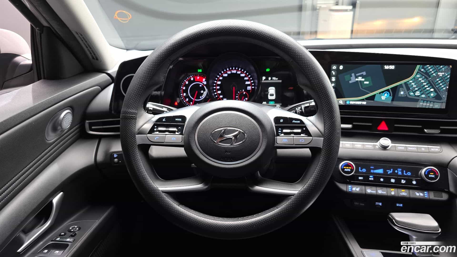 AVANTE Hyundai 2022.3-OPTION-016