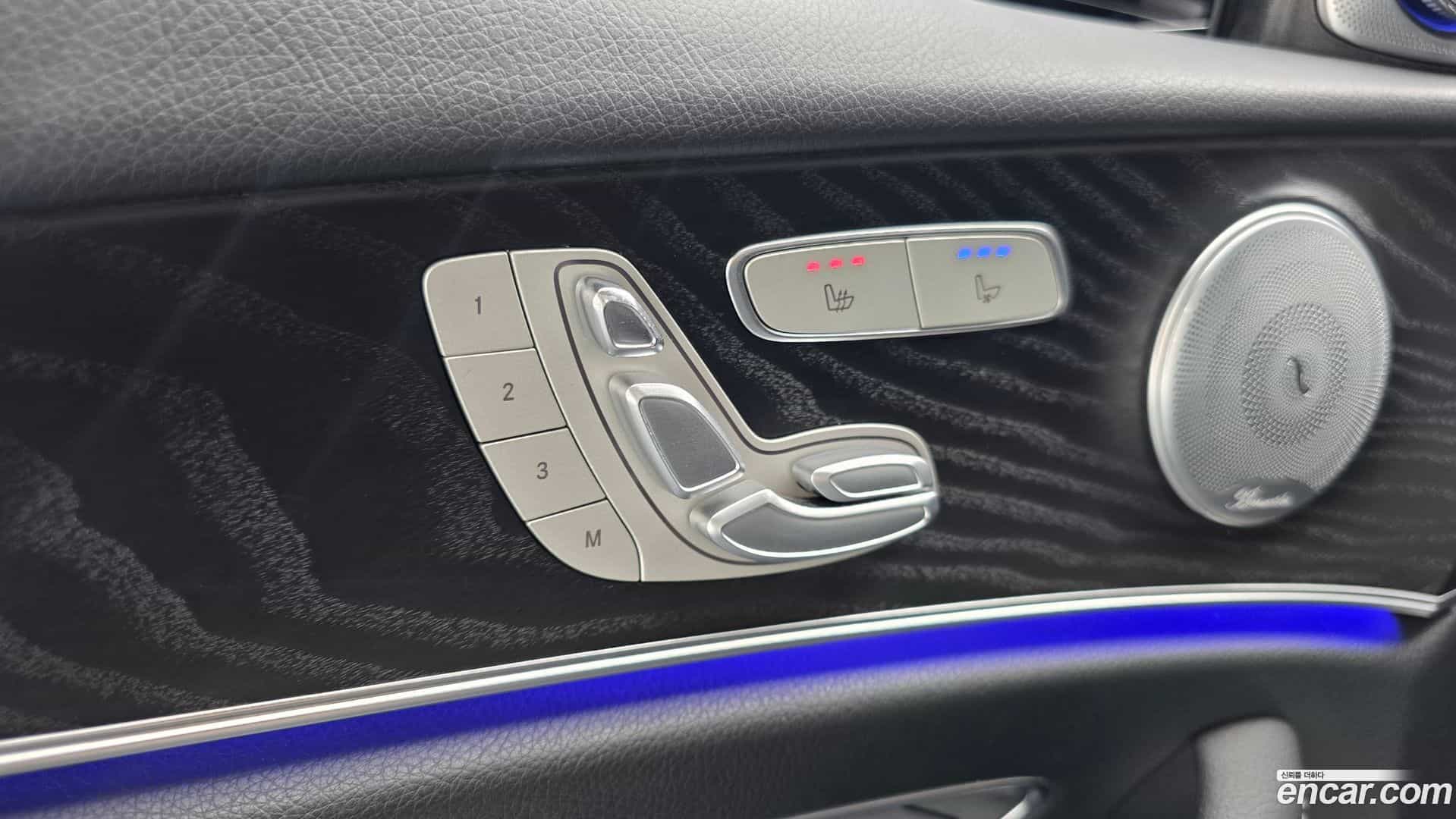 E-Class Mercedes-Benz 2022.1-OPTION-043