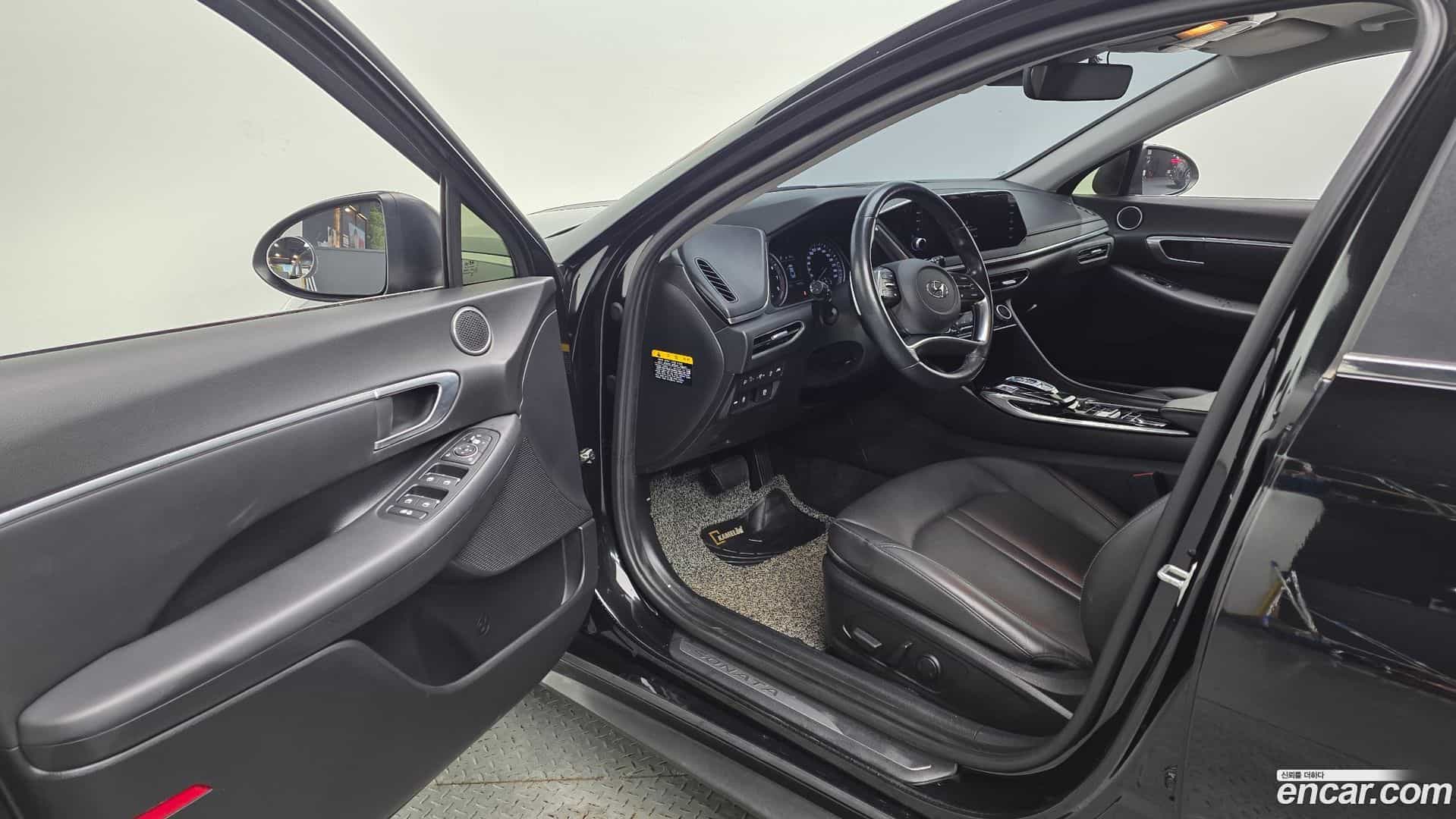 Sonata Hyundai 2020.1-INNER-010