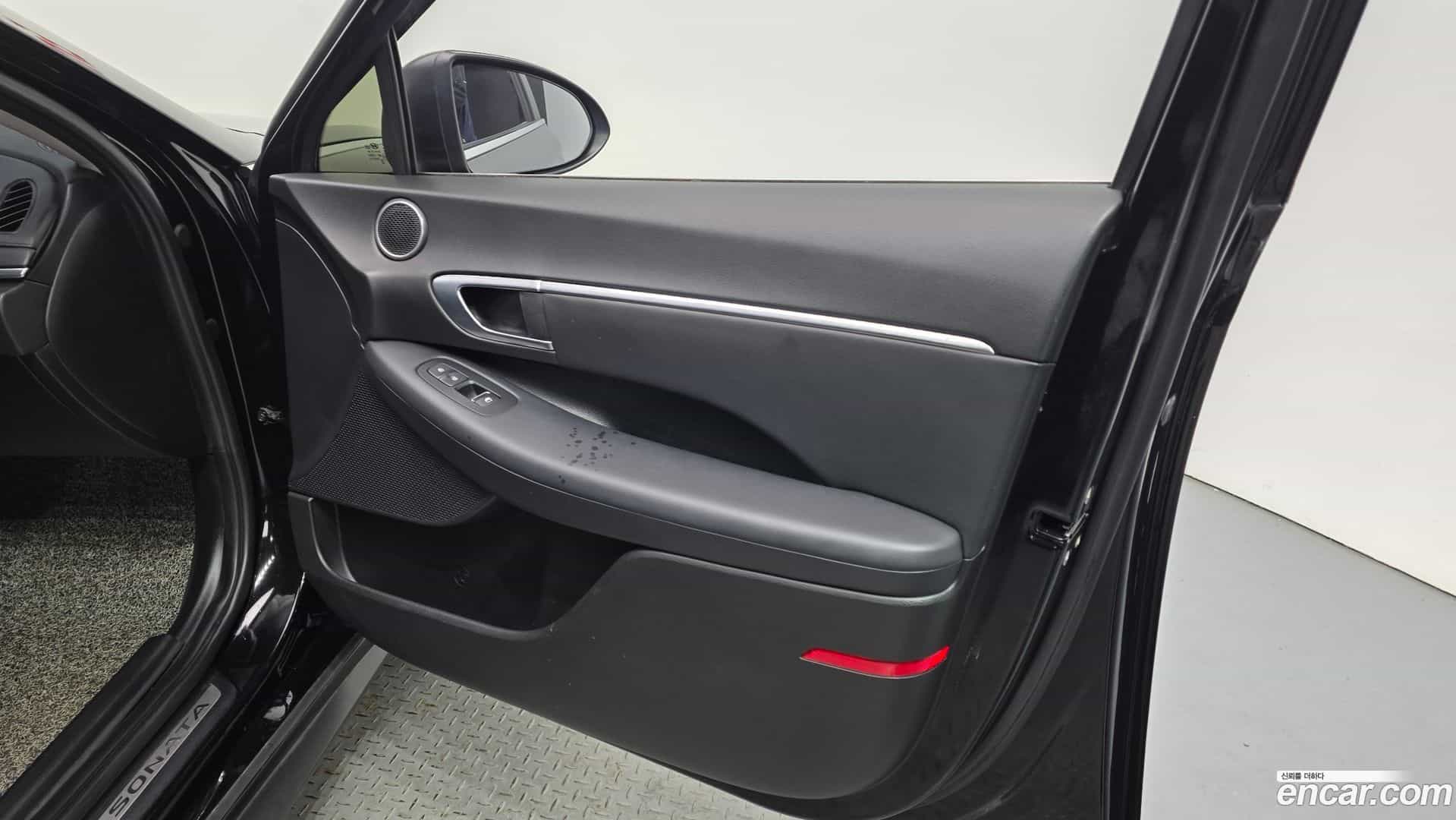 Sonata Hyundai 2020.1-INNER-034