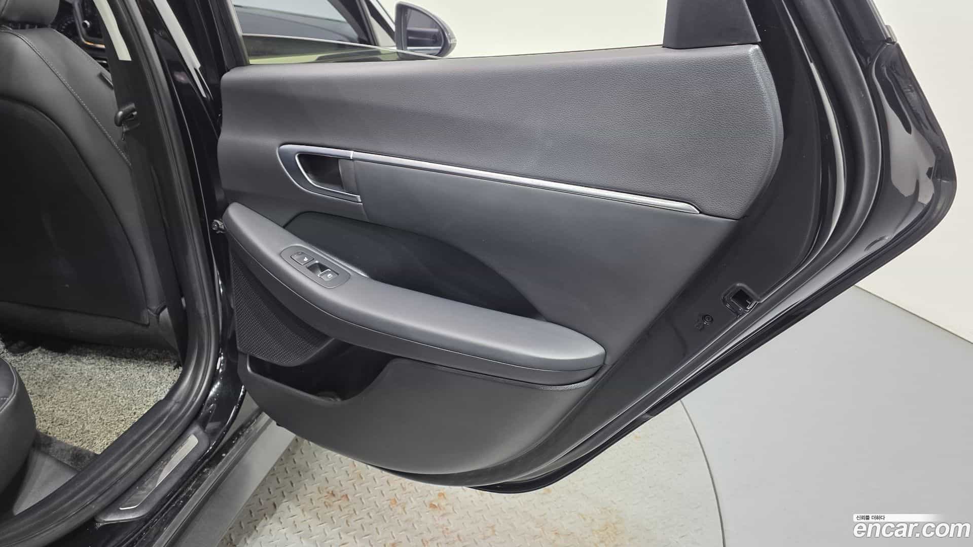 Sonata Hyundai 2020.1-INNER-035