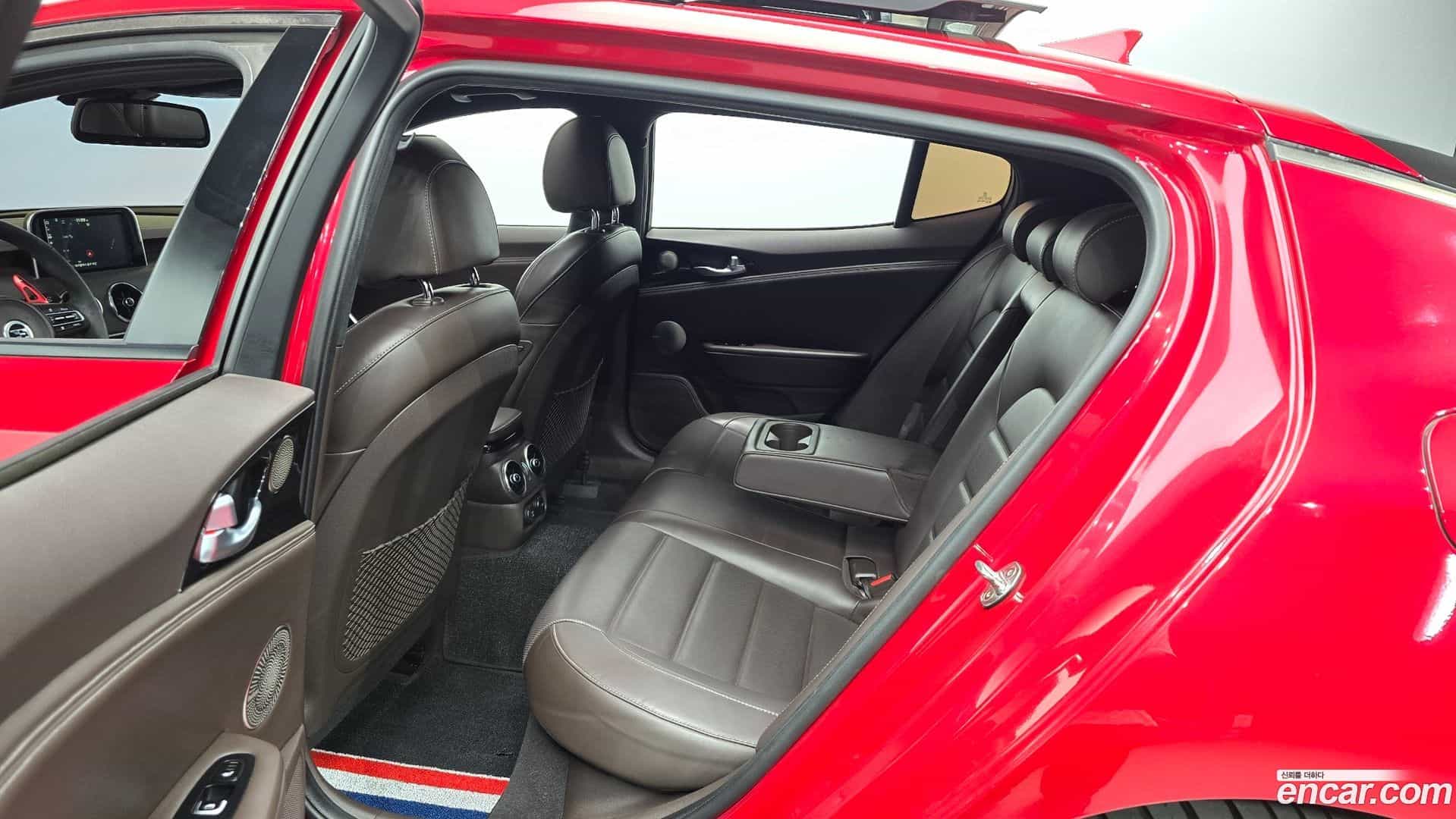 Stinger Kia 2017.9-OPTION-016